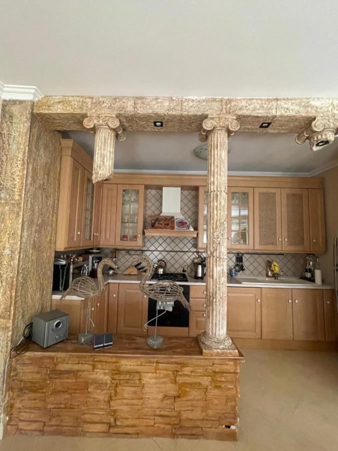 Luxury Center Apartment Tirana Bagian luar foto